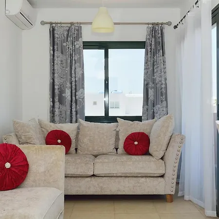 Casa Lottie - 5 Bed Private Pool Lanzarote *