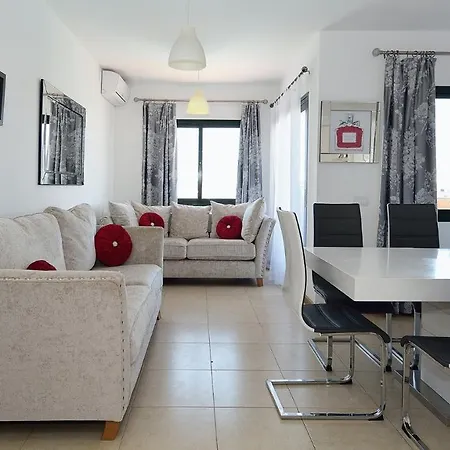 Casa Lottie - 5 Bed Private Pool Lanzarote 别墅 普拉亚布兰卡