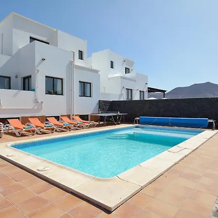 Casa Lottie - 5 Bed Private Pool Lanzarote