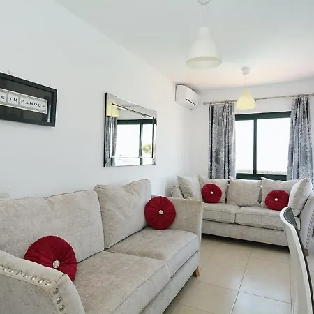 Casa Lottie - 5 Bed Private Pool Lanzarote 别墅 普拉亚布兰卡